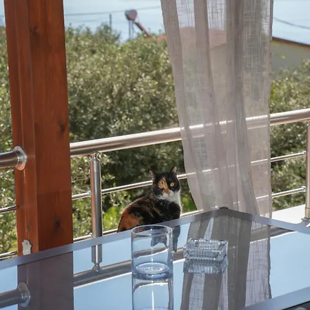 Sundaymar Stone House Appartement *